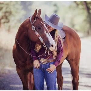 Meet your Posher, Paige